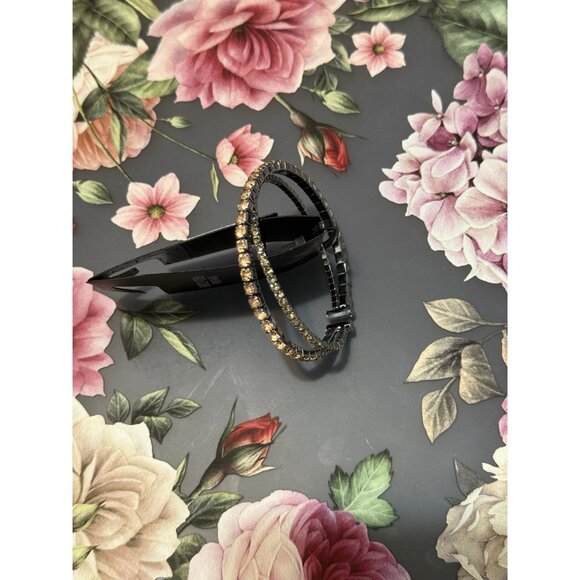 Simply Vera Vera Wang Double Cuff Rhinestone Bracelet NWT $26 - Picture 2 of 4